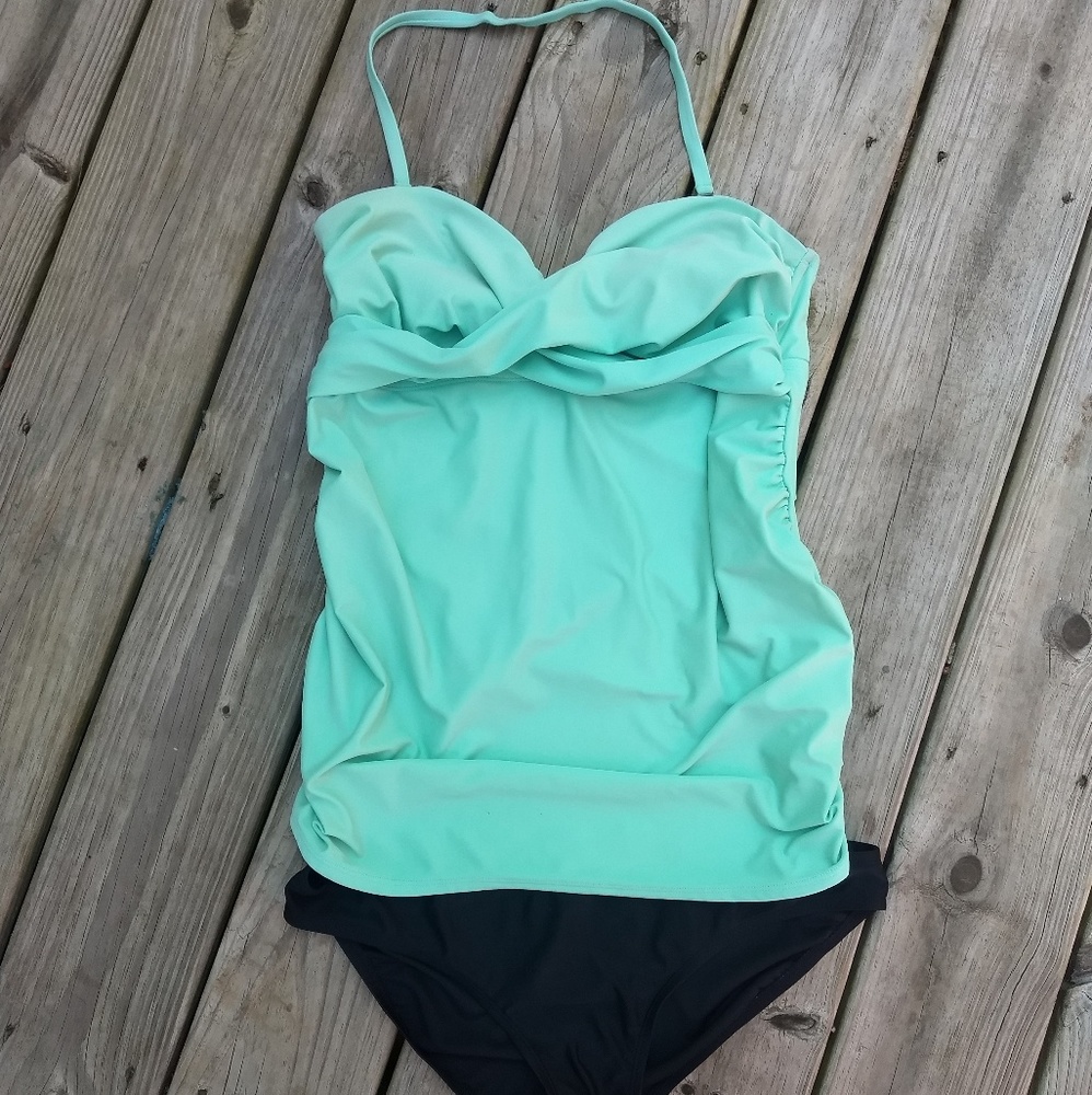 Liz Lange maternity tankini
